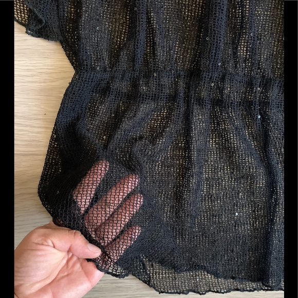 *Jordan Taylor Cover Up - Picture 6 of 8